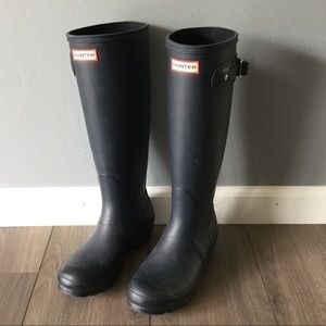 Navy Hunter Boots